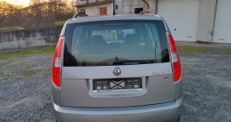 Škoda Roomster 1. 2 benzin u odličnom stanju - kartice