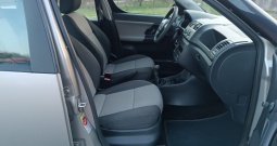 Škoda Roomster 1. 2 benzin u odličnom stanju - kartice