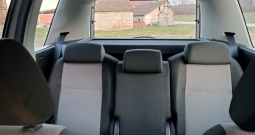 Škoda Roomster 1. 2 benzin u odličnom stanju - kartice