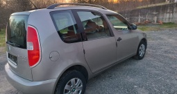 Škoda Roomster 1. 2 benzin u odličnom stanju - kartice