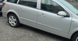 Prodajem Opel Astra H 2007 god 1,9 cdti 74 .