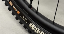 Giant Reign 29 SX 2022 – FOX 38 / FOX DHX2 / Shimano SLX – Top stanje