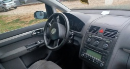 Prodajem Tourana isključivo za dijelove