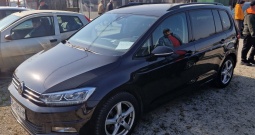 Prodajem Tourana koji je postao višak u obitelji!