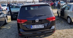 Prodajem Tourana koji je postao višak u obitelji!