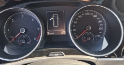 Prodajem Tourana koji je postao višak u obitelji!