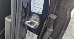 Prodajem Tourana koji je postao višak u obitelji!