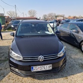 Prodajem Tourana koji je postao višak u obitelji!