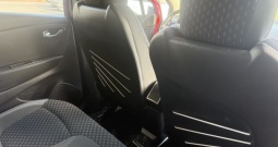 Renault Captur ⭐1,2 TCE 120⭐ limited, klima ,navigacija ⭐ 4 cilindra motor