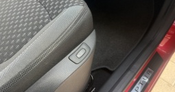 Renault Captur ⭐1,2 TCE 120⭐ limited, klima ,navigacija ⭐ 4 cilindra motor