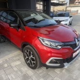 Renault Captur ⭐1,2 TCE 120⭐ limited, klima ,navigacija ⭐ 4 cilindra motor