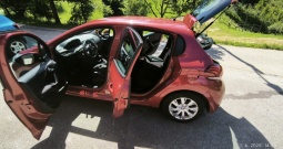 Peugeot 208 1.6HDi HR auto