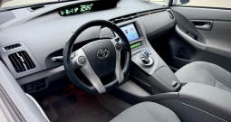 Toyota Prius hibrid 1.8 vvt-i 73 kw, 2011.g., kamera, head-up display⭐⭐⭐⭐⭐
