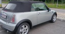 Mini Cooper Cabrio, odličan