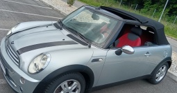 Mini Cooper Cabrio, odličan
