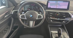 BMW SERIJA 5 520d M