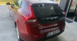 Volvo V40 D2 Momentum, navigacija, klima, Top stanje