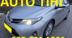 Toyota Auris 2,0 d-4d 2013g super stanje reg do 12mj otplata zamjena d ⭐⭐⭐⭐⭐