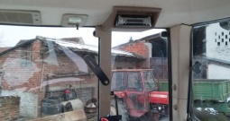 Traktor John Deere 6600 i plug tri brazde spertberg helti