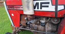 Massey Ferguson 245