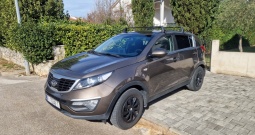 Kia Sportage 1.7 CRDi - malo km