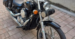 Honda Shadow Spirit (VT750) 745 cm3, 2008 god.
