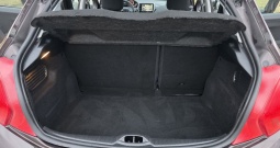 Peugeot 208 1,4. . Klimatronic, pdc, nema prijenosa !