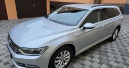VW passat variant 1,6 TDi. . Navi, pdc, grij. Sjedala, samo 126 tkm !