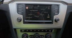 VW passat variant 1,6 TDi. . Navi, pdc, grij. Sjedala, samo 126 tkm !