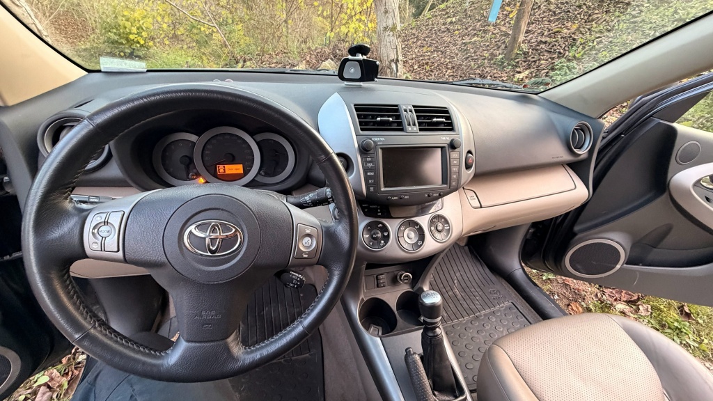 Toyota Rav4 2,2dcat Executive