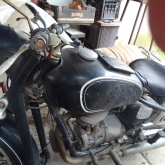 Oldtimer BMW motocikl R26