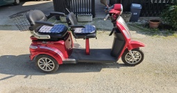 Električni skuter (tri kotača)