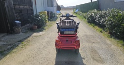 Električni skuter (tri kotača)