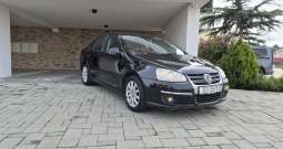 Volkswagen Jetta 1.9 TDI/Prvi vlasnik/Hr-Auto/Orginalni kilometri i stanje/
