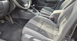 Volkswagen Jetta 1.9 TDI/Prvi vlasnik/Hr-Auto/Orginalni kilometri i stanje/