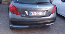 Prodaje se Peugeot 207 Limited edition