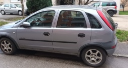 Prodajem Opel Corsu, reg. do 4/2026.
