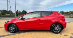 Kia Pro Ceed 1.6 CRDi High LXE, 2014g, 94 kW, 150.000 km, reg 11/2026.