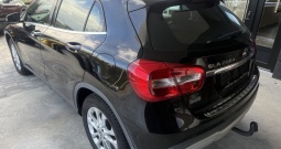 Mercedes-Benz GLA 200d, navigacija, klima, Top stanje