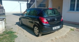 Prodajem Opel Corsu 1.4 u dobrom stanju