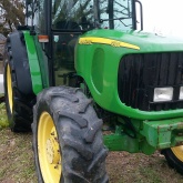 John Deere 5500