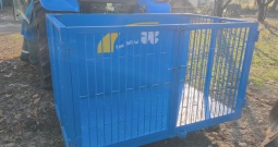 New Holland TL90 sa prednjim utovarivačem i gajbom