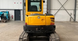 Kubota U48-4 / 2016 / 2615 radnih sati / PDV