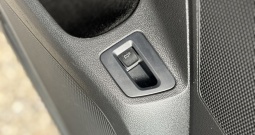 VW passat 2,0 tdi dsg - navi, 2xpdc, front assist, reg. 07/2026