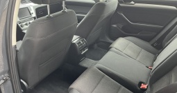 VW passat 2,0 tdi dsg - navi, 2xpdc, front assist, reg. 07/2026