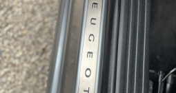 Peugeot 2008 1,2 puretech - gt line - full oprema - leasing bez učešća