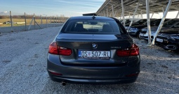 BMW serija 3 318d - navi, bi-xenon, novi lanac, reg 11/2026