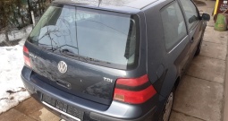 Golf 4 TDI 74 kw, klimatronik, 303000 km