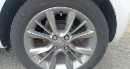 Opel Adam 1.4 gpl super stanje sa puno dodatne opreme