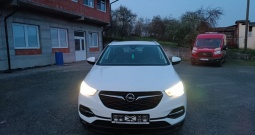 Opel grandland 1.6 cdti -veliki servis-garancija-leasing kartice